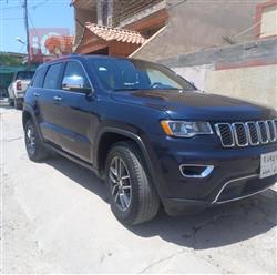 جیپ گراند شیرۆکی